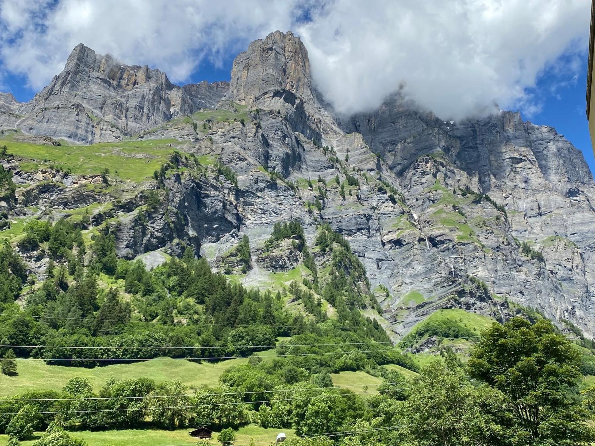 Ferienwohnung Alpen-Zauber Leukerbad Esterno foto